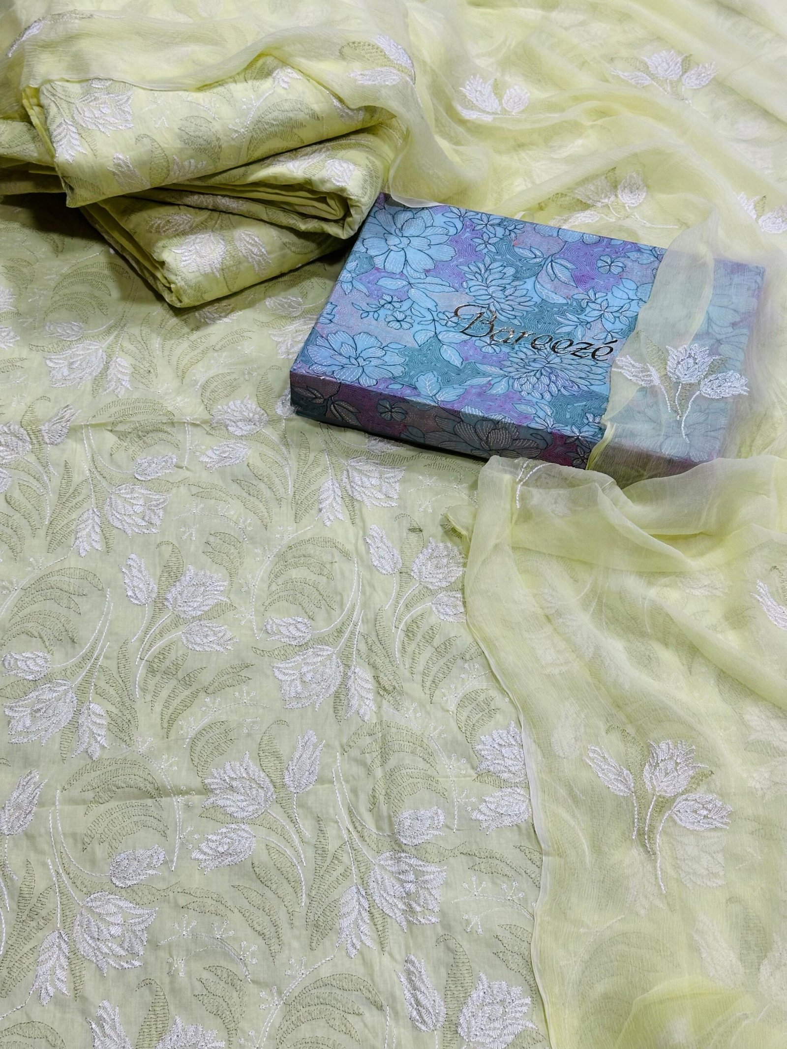 bareeze 3pc lawn