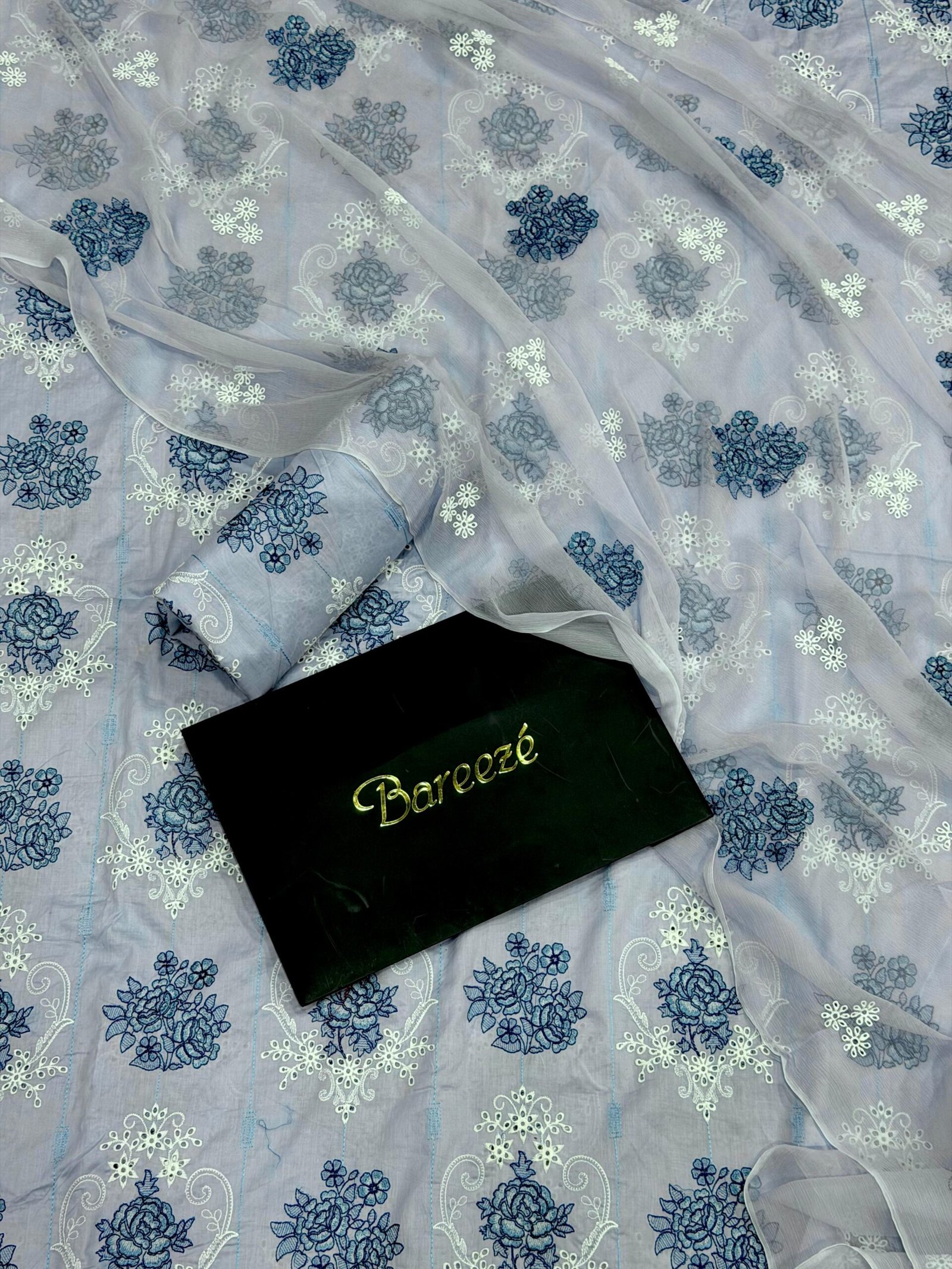 lawn 3 pc suit